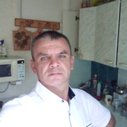 Иван, 44, Губаха