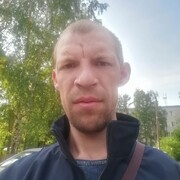 Илья, 32, Чкаловск
