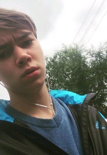 Моя фотография - Владимир, 19 из Петропавловск-Камчатский (@vladimir343102)