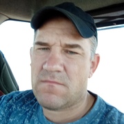 Денис, 40, Калининск