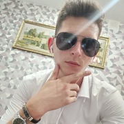 Константин, 21, Омск