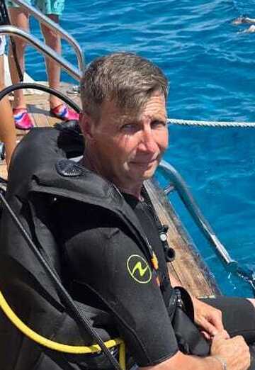 Anton (@anton28837) — my photo № 1