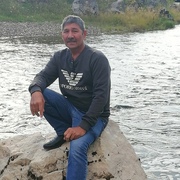 Илья, 54, Волчанск