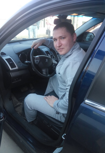 Моя фотография - Андрей, 34 из Горбатовка (@andrey610451)