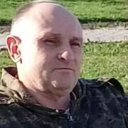 Геннадий, 57, Калининск