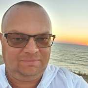 Денис, 37, Псков