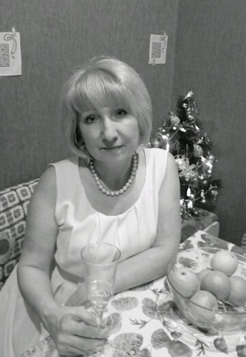 Моя фотография - Людмила, 61 из Екатеринбург (@ludmilastarodubovanevostrueva)