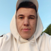 Иван, 19, Санкт-Петербург