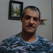 Михаил, 46, Милославское