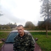 Валерий, 29, Тосно