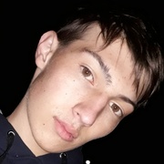 Денис Матвиенко, 22, Калач
