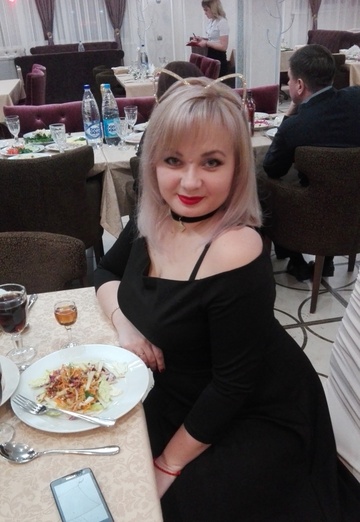 Моя фотография - Екатерина Догадина, 40 из Альметьевск (@ekaterinadogadina)