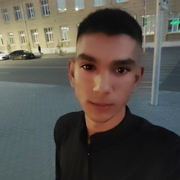 Иван, 20, Омск