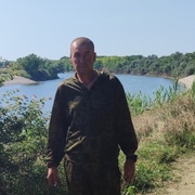 Юрий, 42, Волгоград