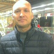 Владимир, 46, Медведево