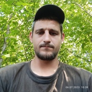 артем, 32, Прохладный