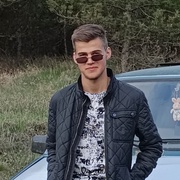 Roman Plotnikov, 20, Кумылженская