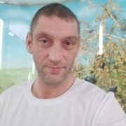 Константин, 46, Санкт-Петербург