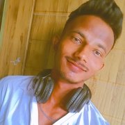 Naresh, 20, Инджия