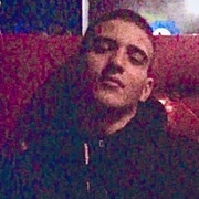 Саня, 22, Киров (Калужская обл.)